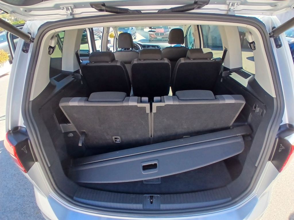 Volkswagen Touran 2021