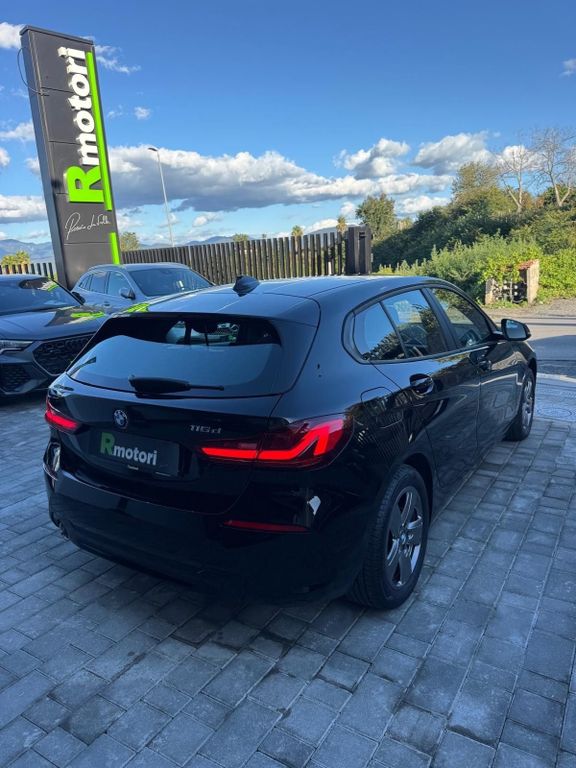 BMW 116 2022