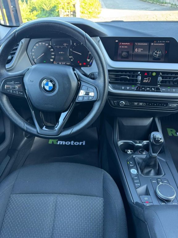 BMW 116 2022