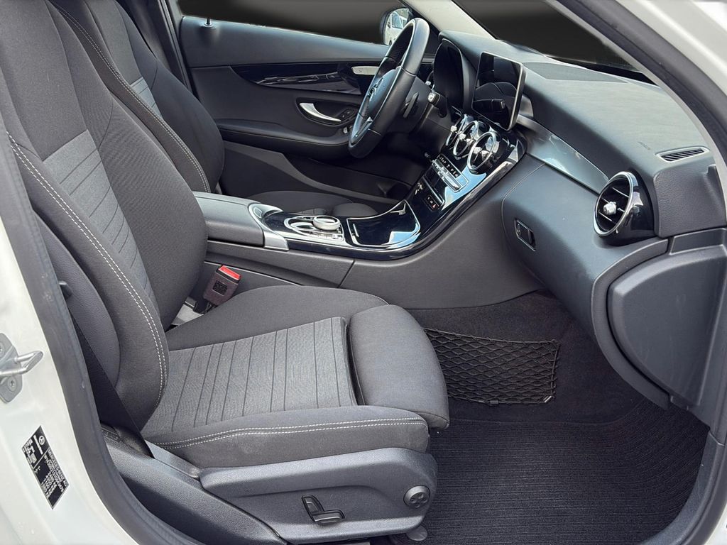 Mercedes-Benz C 300 2020