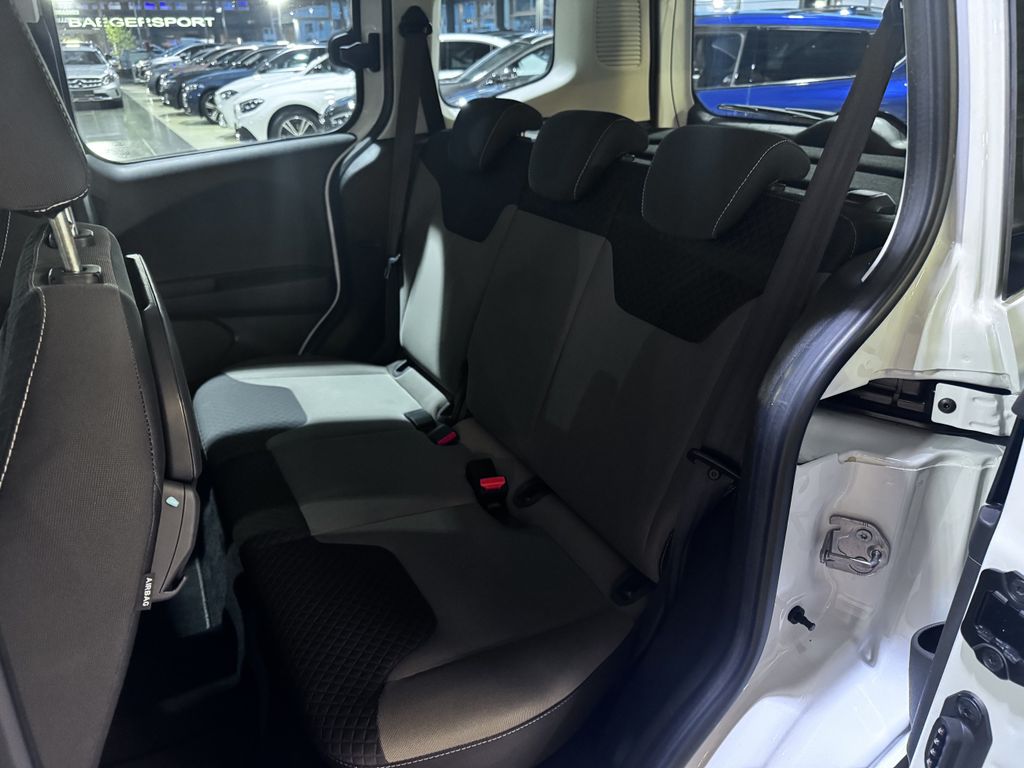 Ford Tourneo Courier 2020