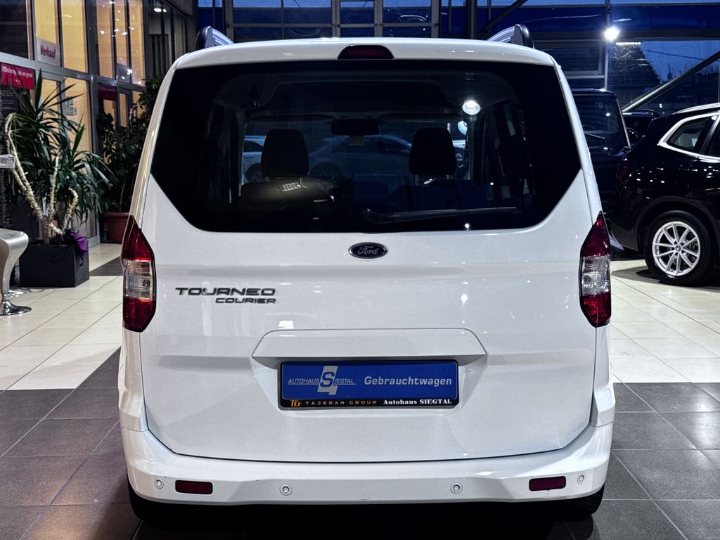 Ford Tourneo Courier 2020