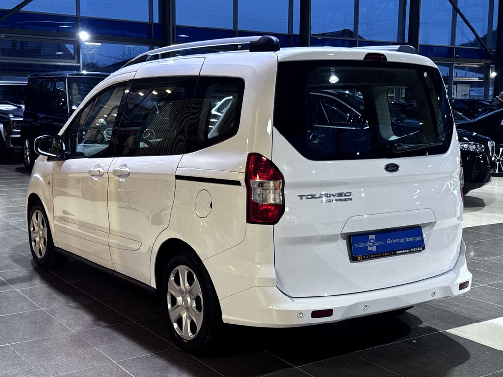 Ford Tourneo Courier 2020