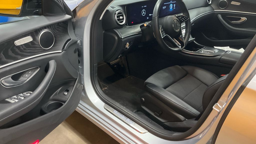 Mercedes-Benz E 300 2022