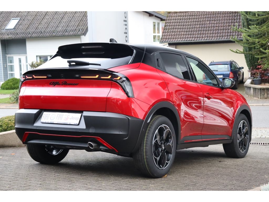 Alfa Romeo Junior 2025