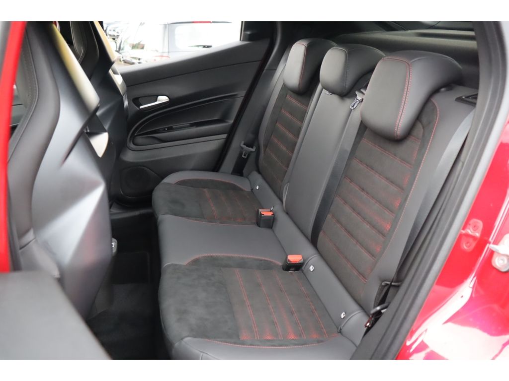 Alfa Romeo Junior 2025