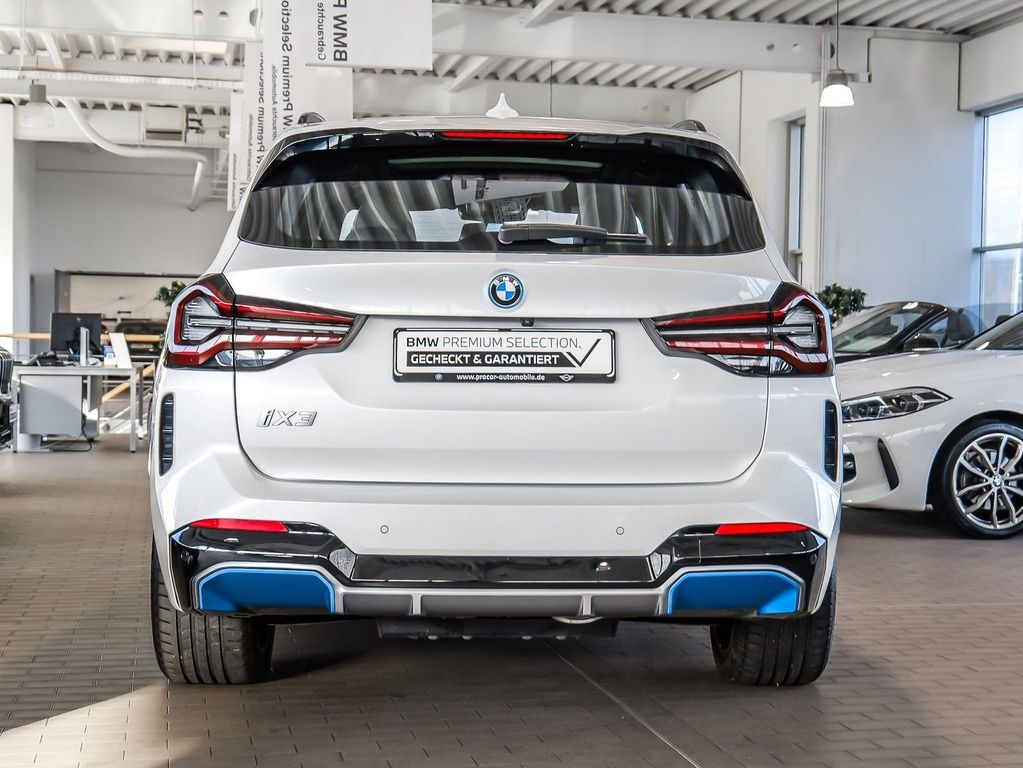 BMW iX3 2022