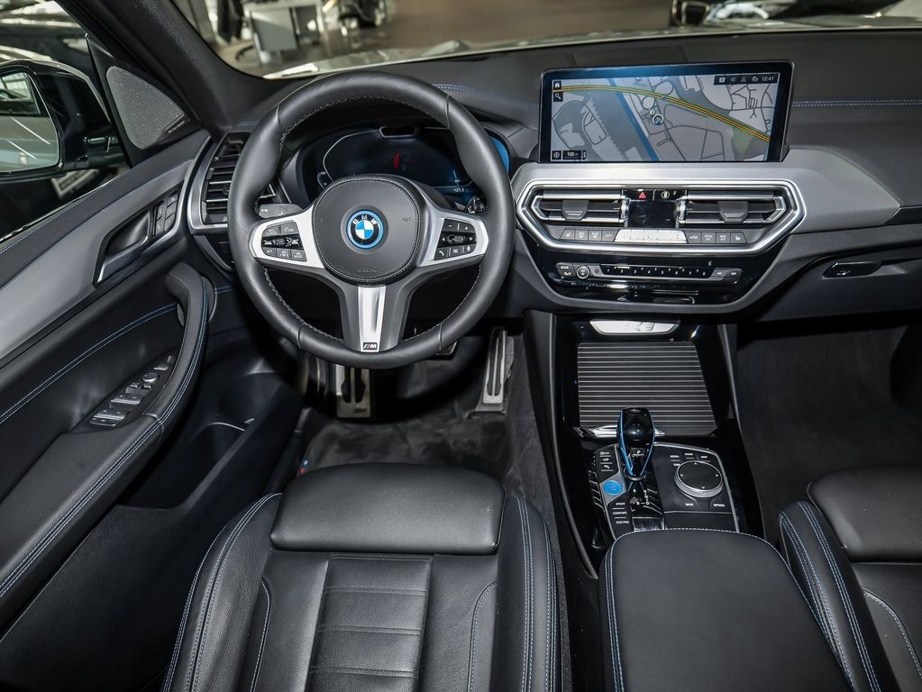 BMW iX3 2022