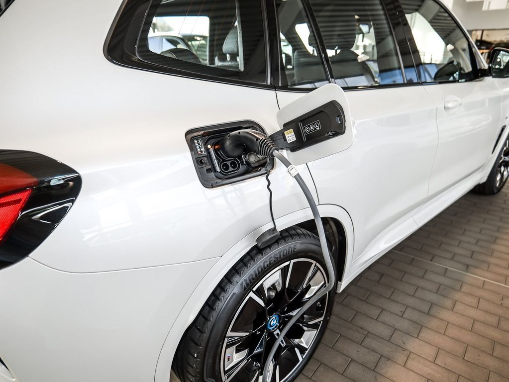 BMW iX3 2022