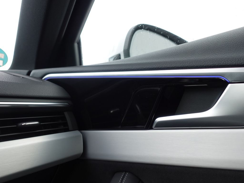 Audi A4 2023