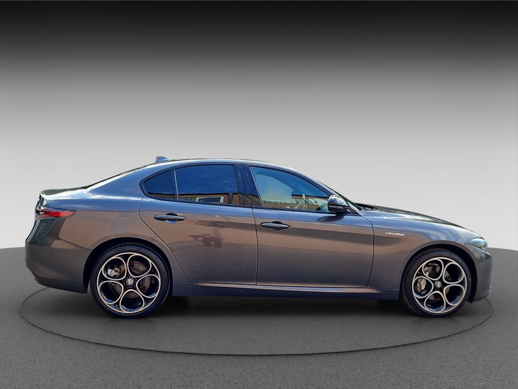 Alfa Romeo Giulia 2023