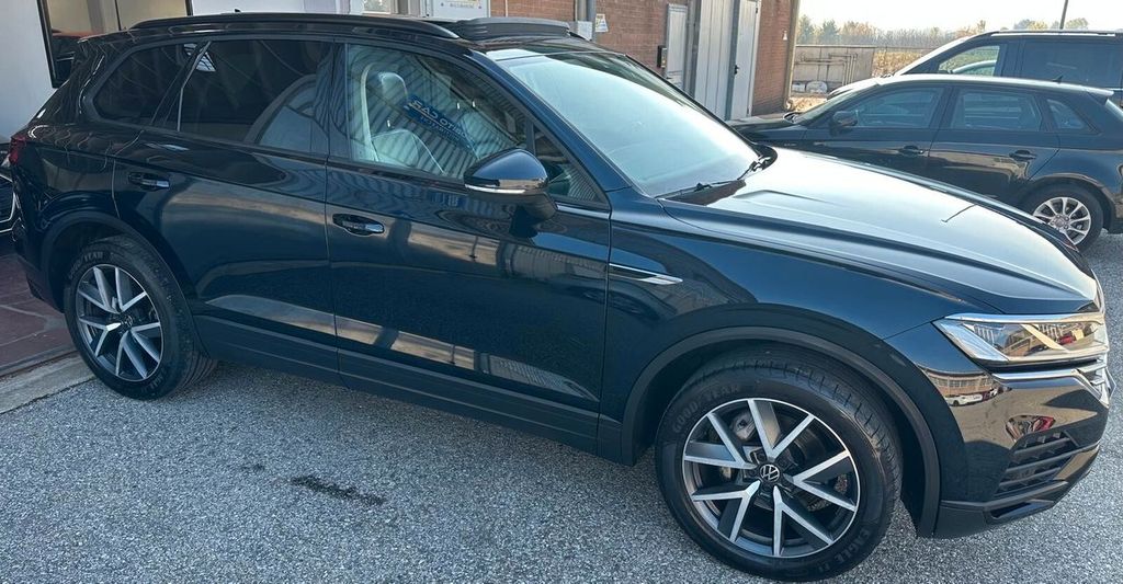 Volkswagen Touareg 2021