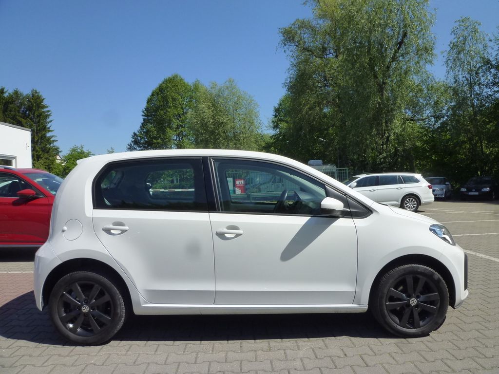 Volkswagen up! 2018