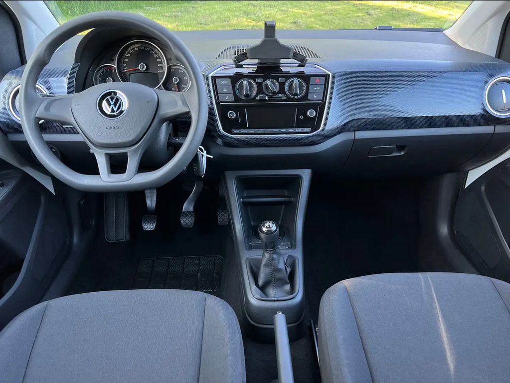 Volkswagen up! 2023