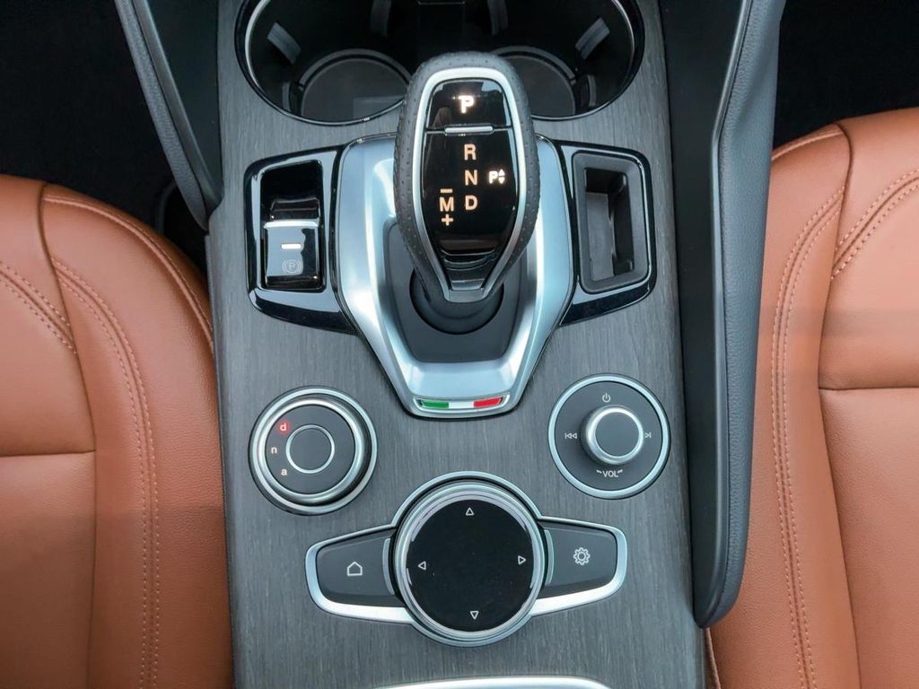 Alfa Romeo Giulia 2022