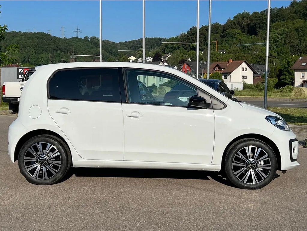Volkswagen up! 2023