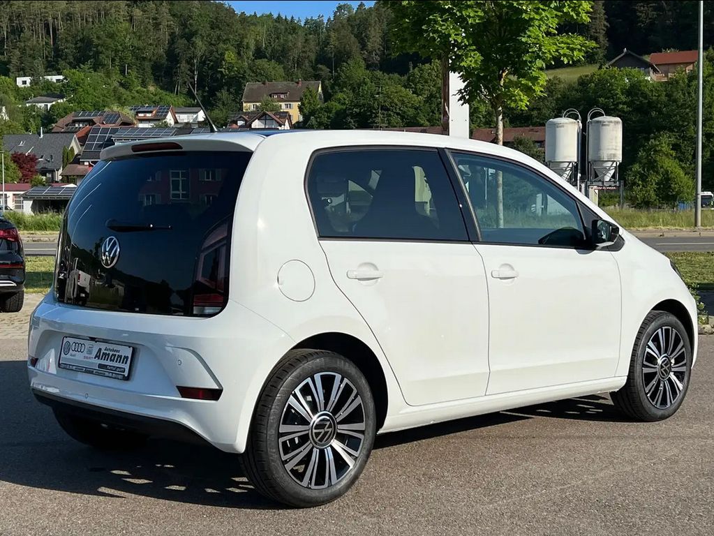 Volkswagen up! 2023