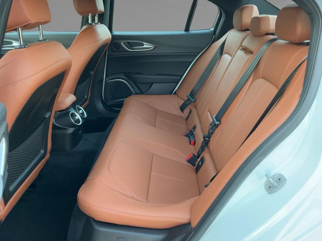 Alfa Romeo Giulia 2022