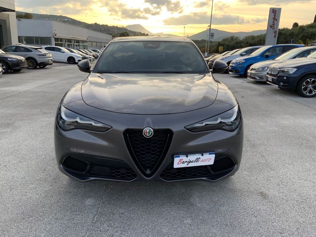 Alfa Romeo Stelvio 2023