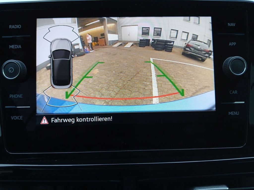 Volkswagen T-Roc 2023