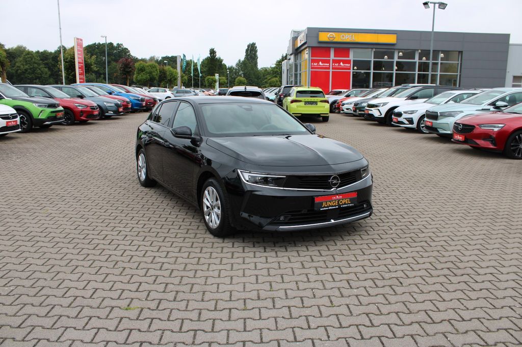 Opel Astra 2022