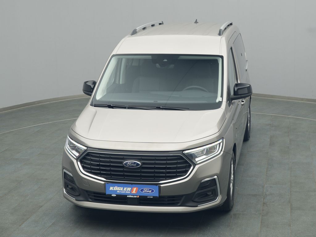 Ford Grand Tourneo