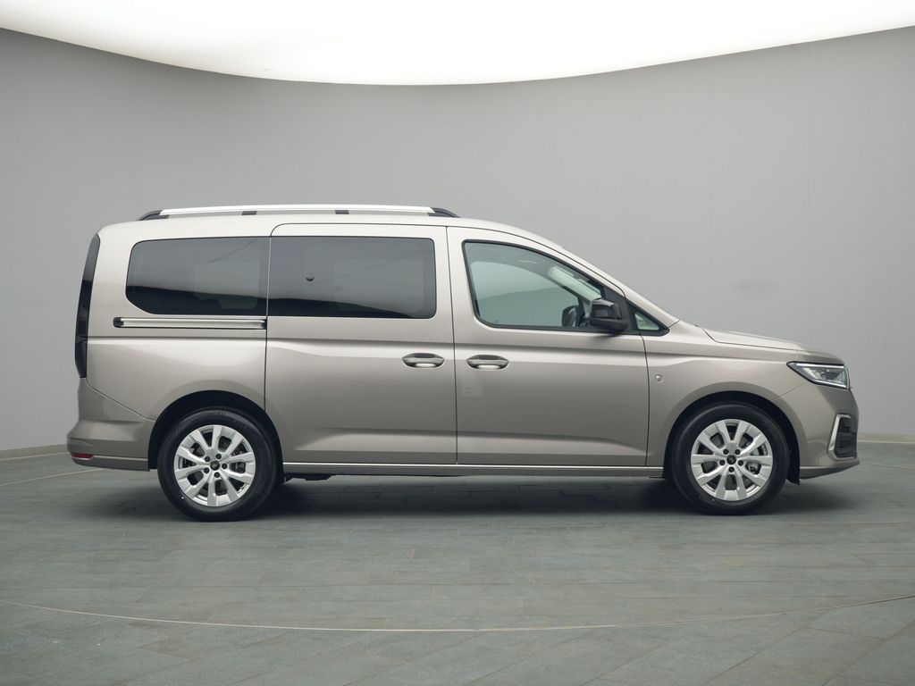 Ford Grand Tourneo