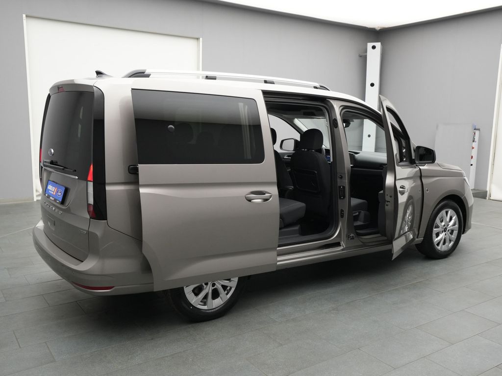 Ford Grand Tourneo