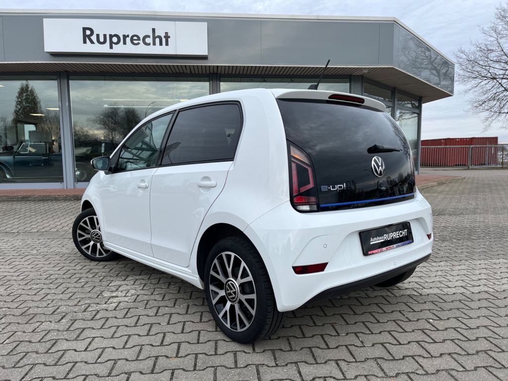 Volkswagen up! 2023