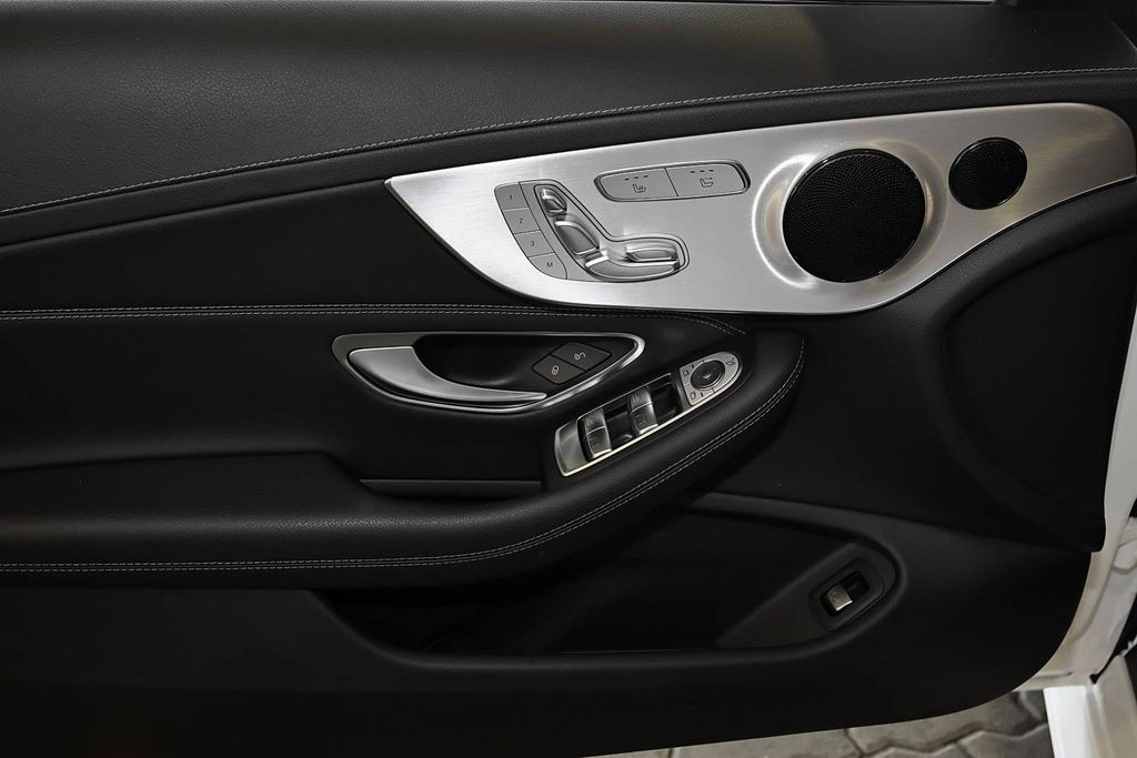 Mercedes-Benz C 300 2021
