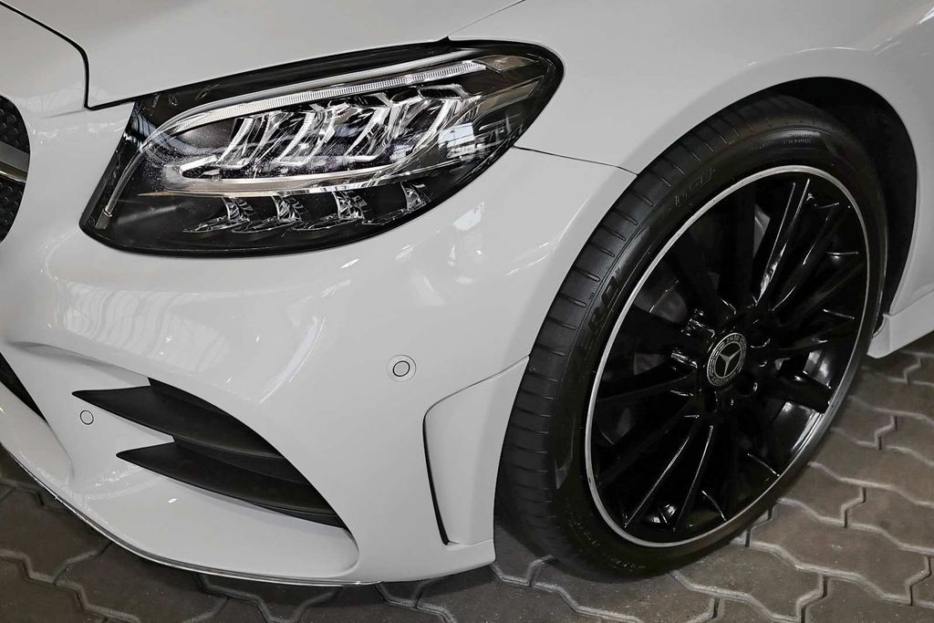 Mercedes-Benz C 300 2021
