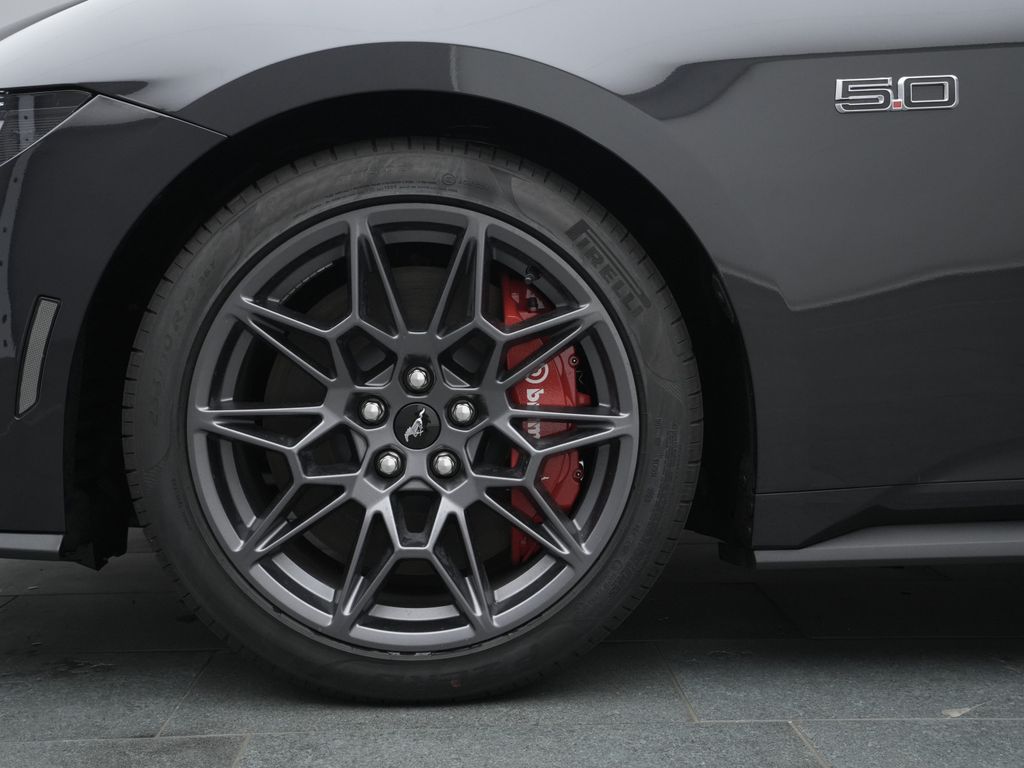Ford Mustang 2025