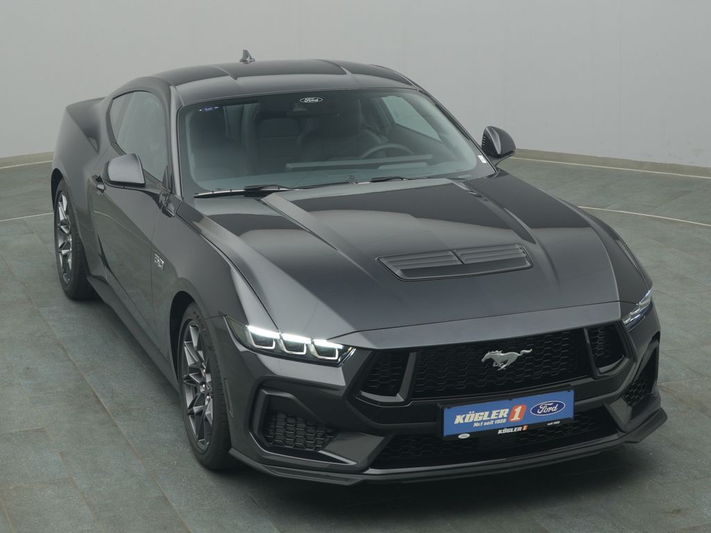 Ford Mustang 2025