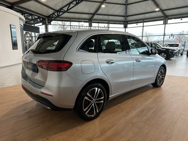 Mercedes-Benz B 250 2024