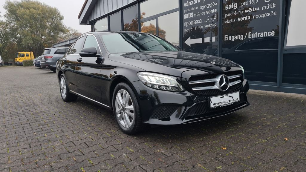 Mercedes-Benz C 300 2021