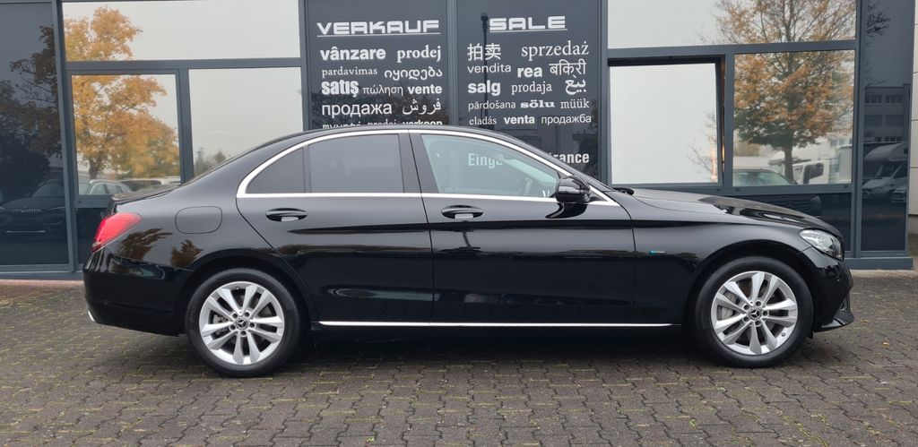 Mercedes-Benz C 300 2021