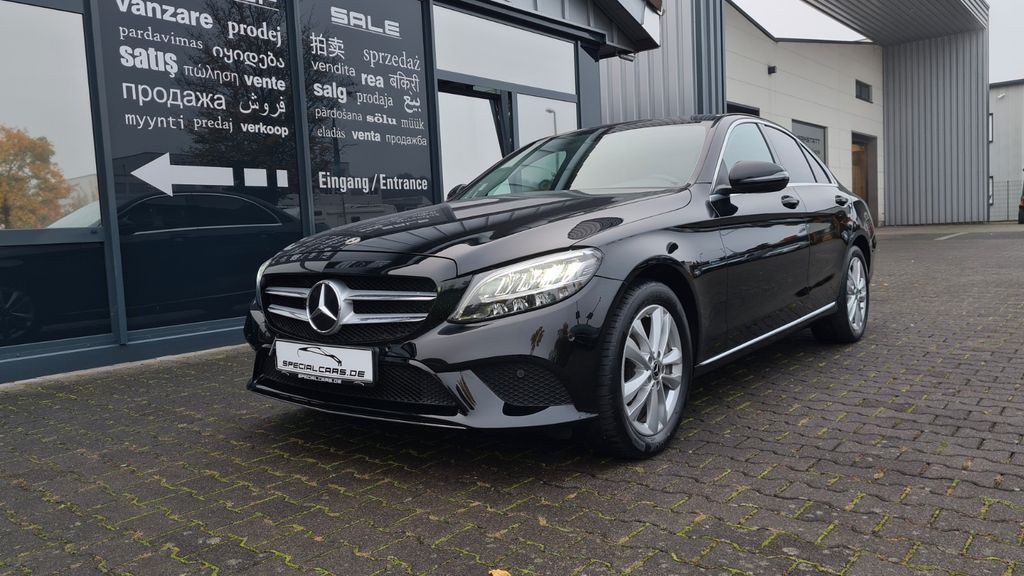 Mercedes-Benz C 300 2021