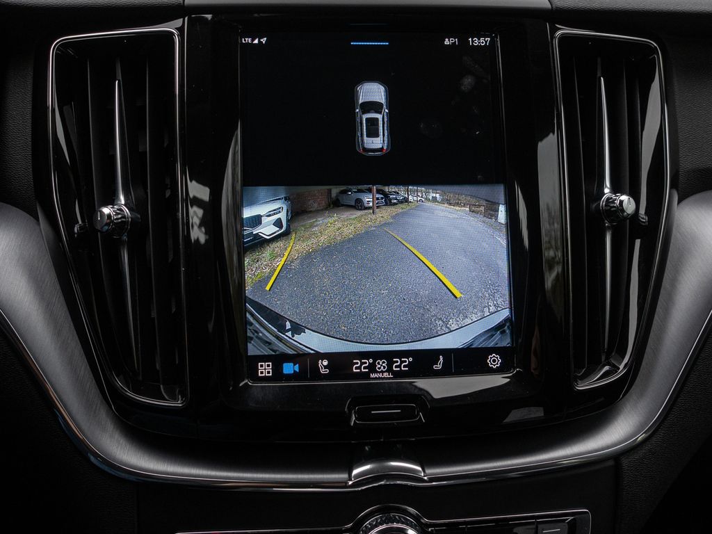 Volvo XC60 2022