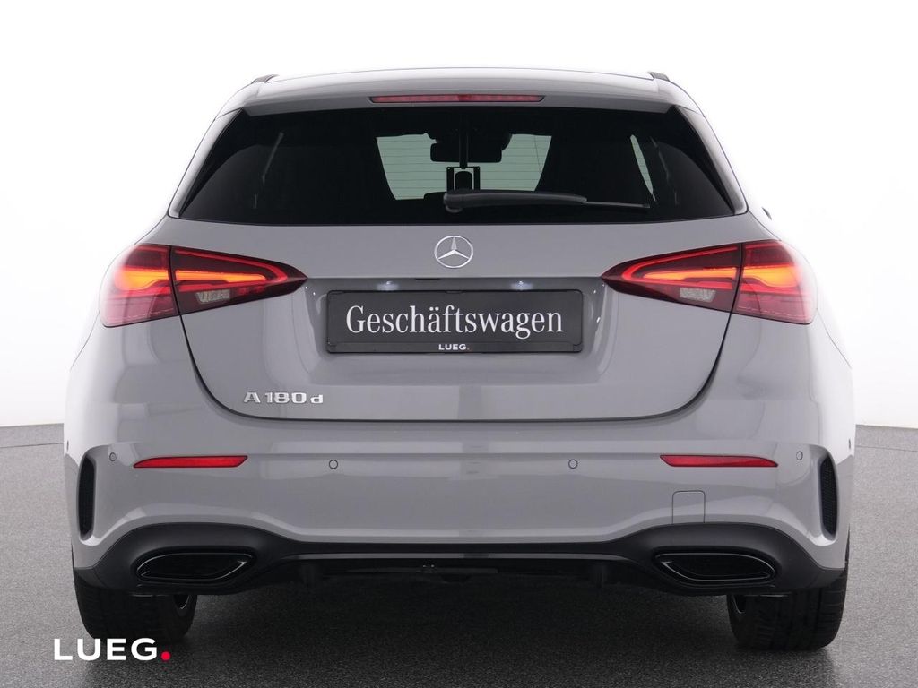 Mercedes-Benz A 180 2025