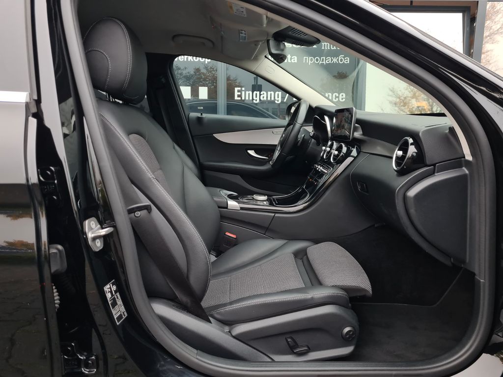 Mercedes-Benz C 300 2021