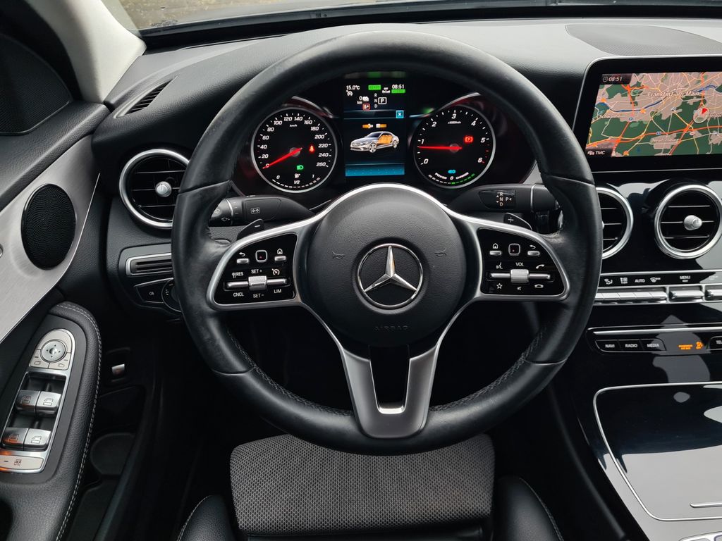 Mercedes-Benz C 300 2021