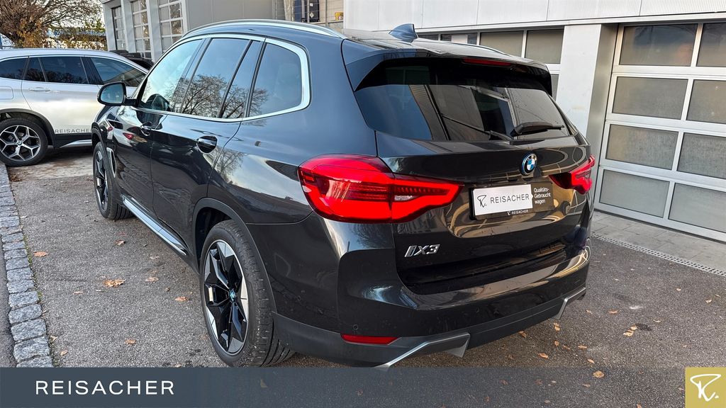 BMW iX3 2021