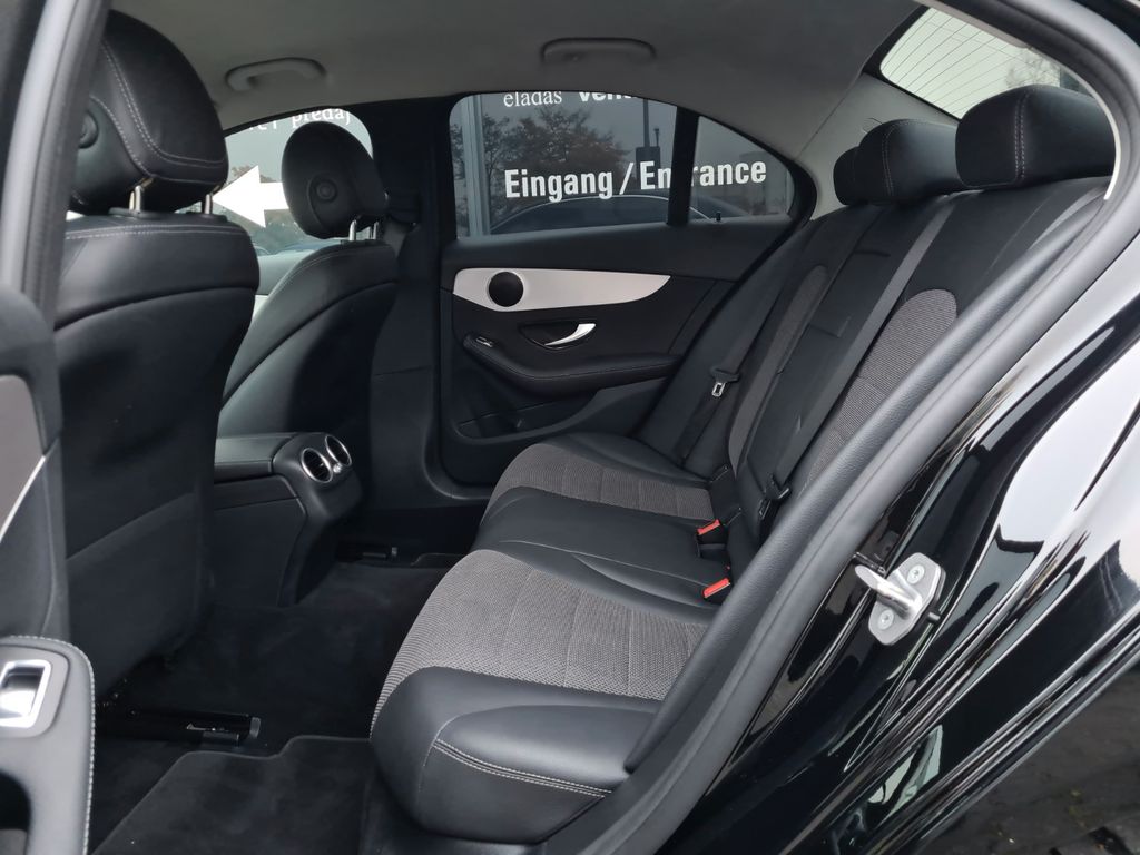 Mercedes-Benz C 300 2021