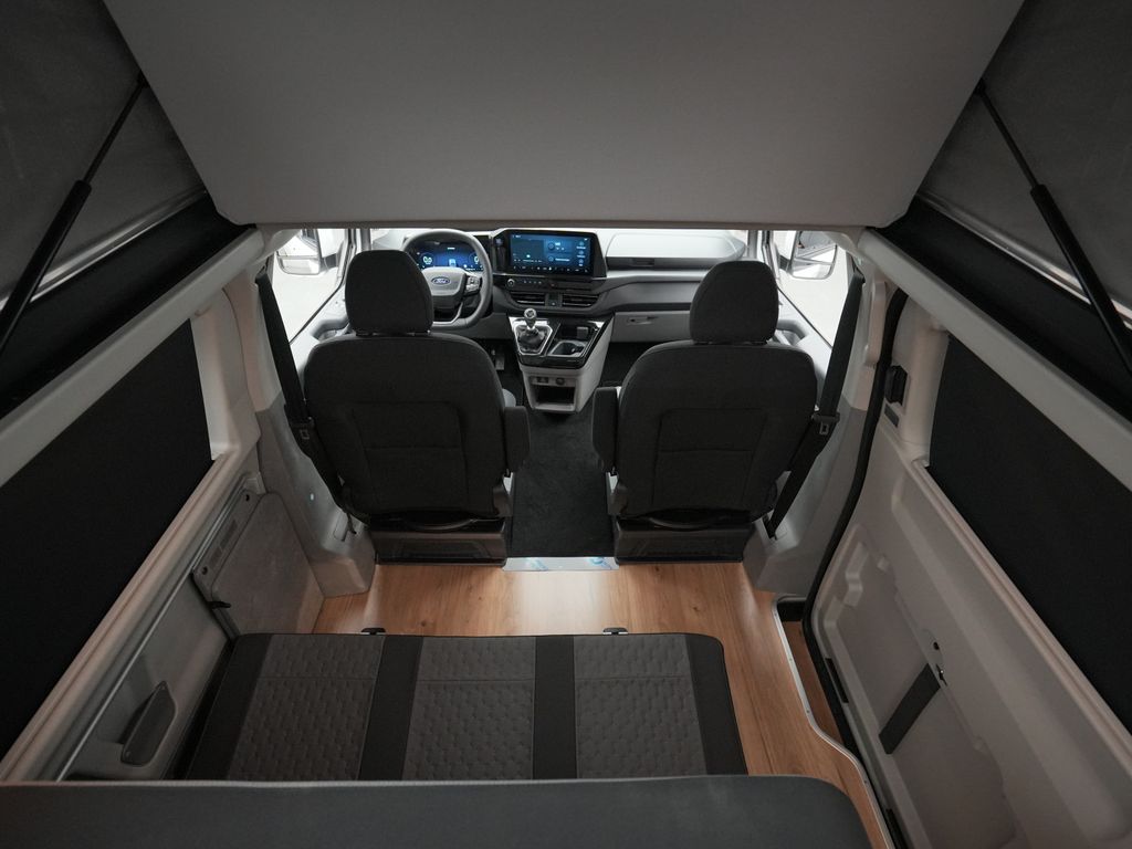 Ford Tourneo Custom 2025