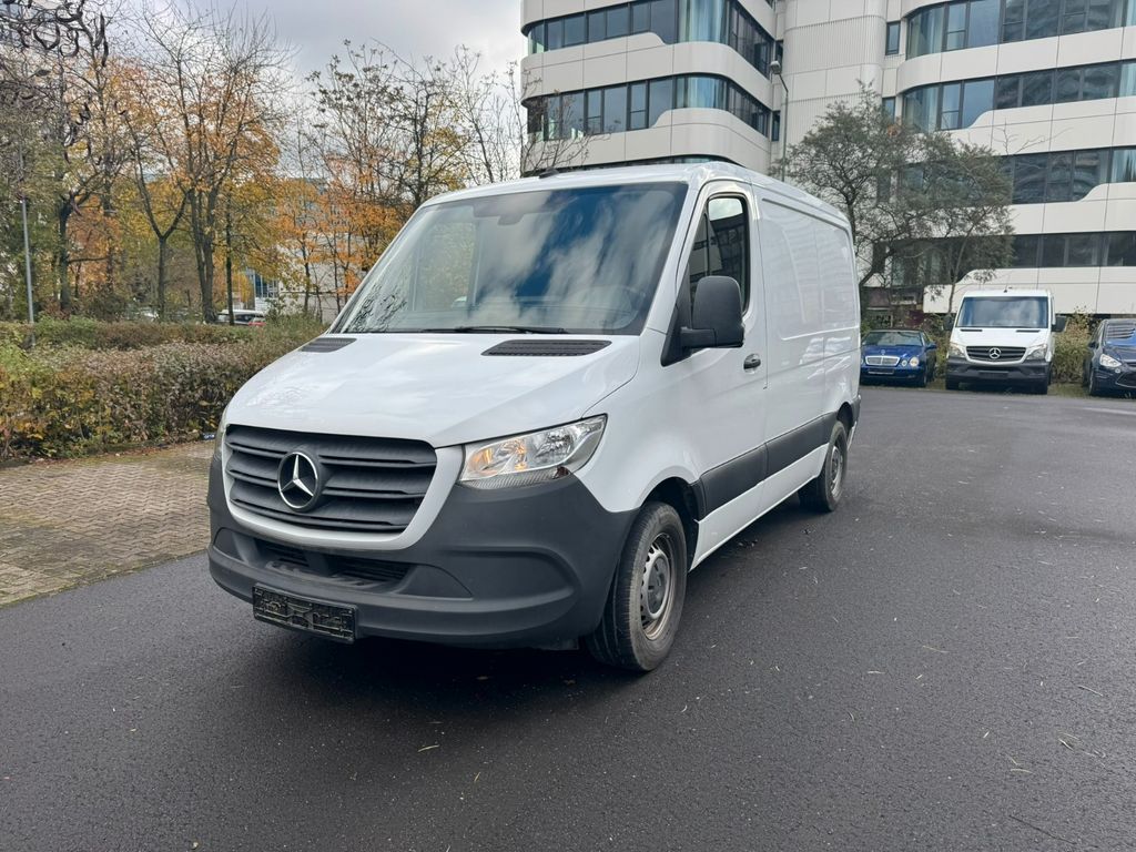 Mercedes-Benz Sprinter 2025