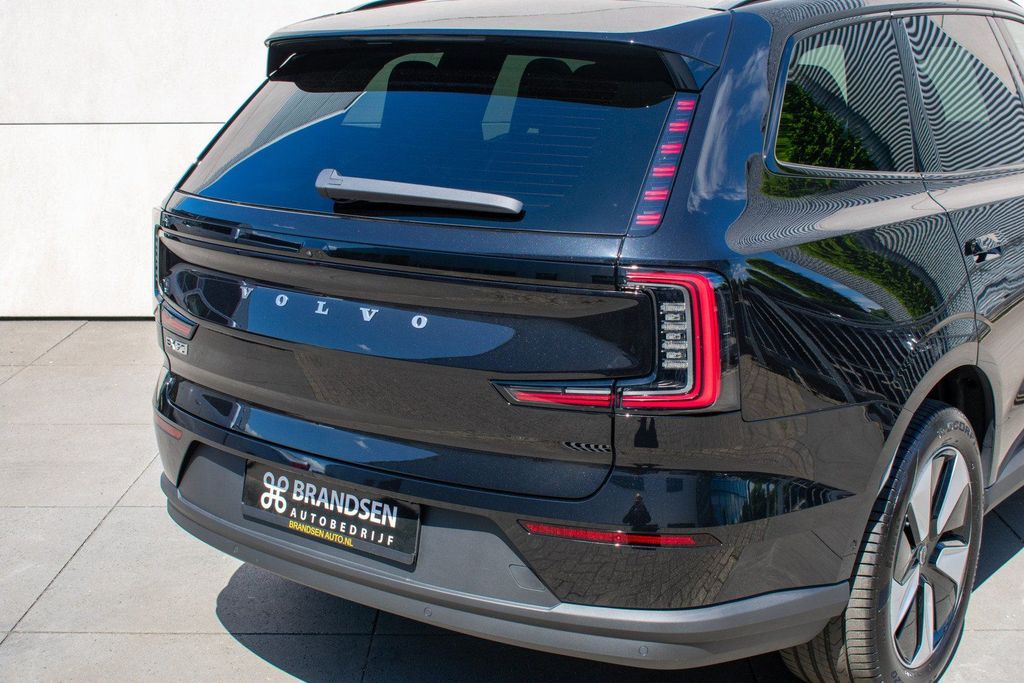 Volvo EX90 2025