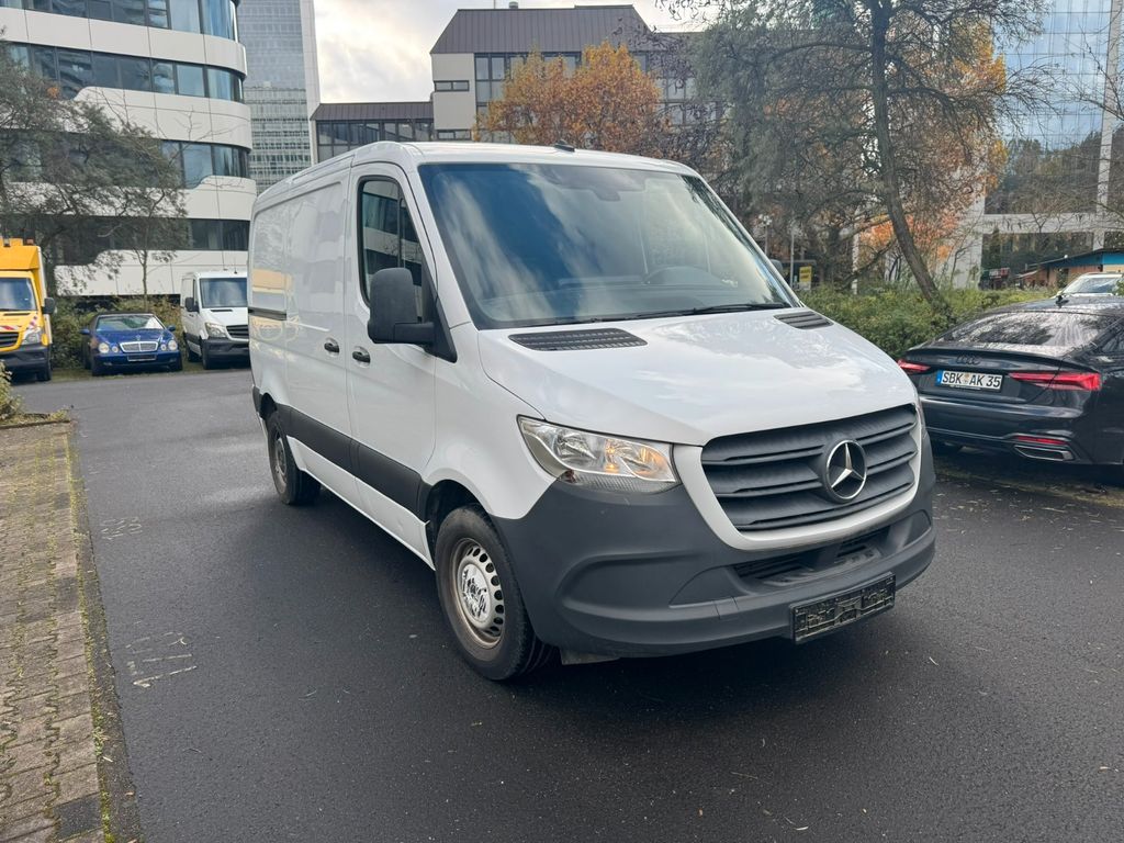 Mercedes-Benz Sprinter 2025