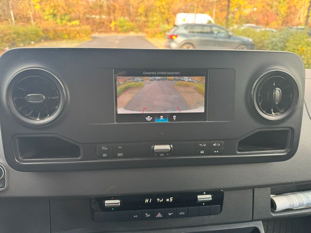 Mercedes-Benz Sprinter 2025