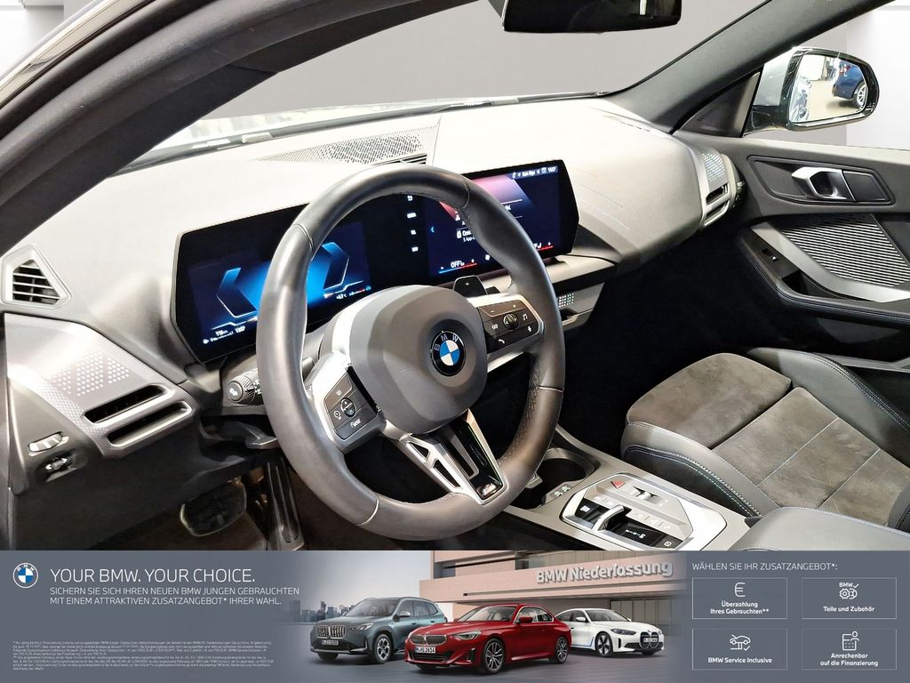 BMW 220 2025
