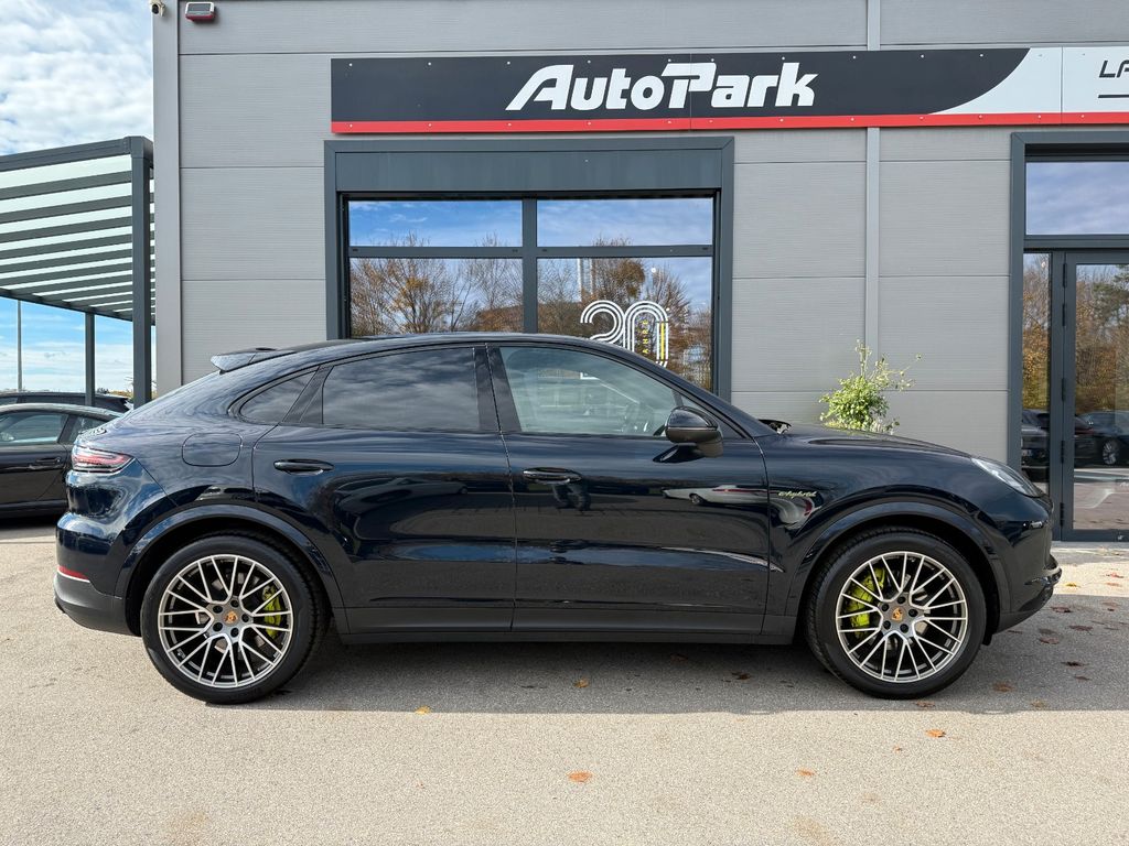 Porsche Cayenne 2022